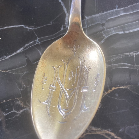 U of M Sterling 5 o’clock - Picture 2 of 3